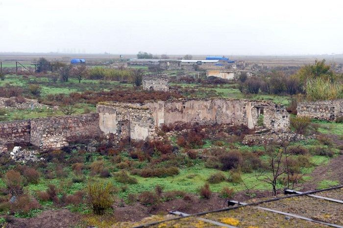 Diplomats shocked by Armenian atrocities in freed Azerbaijani village 